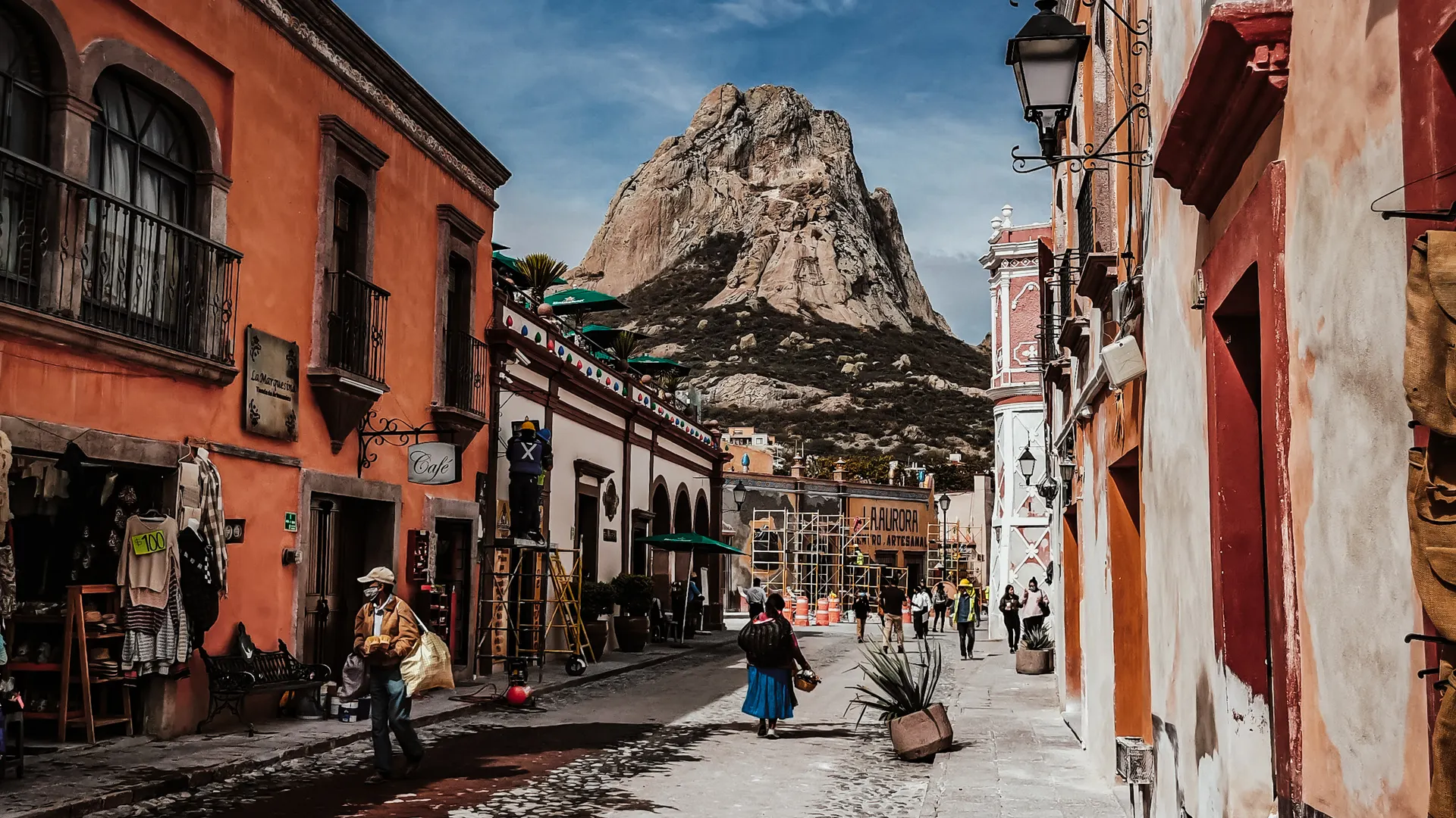 Pedestrian street in a Mexican border town